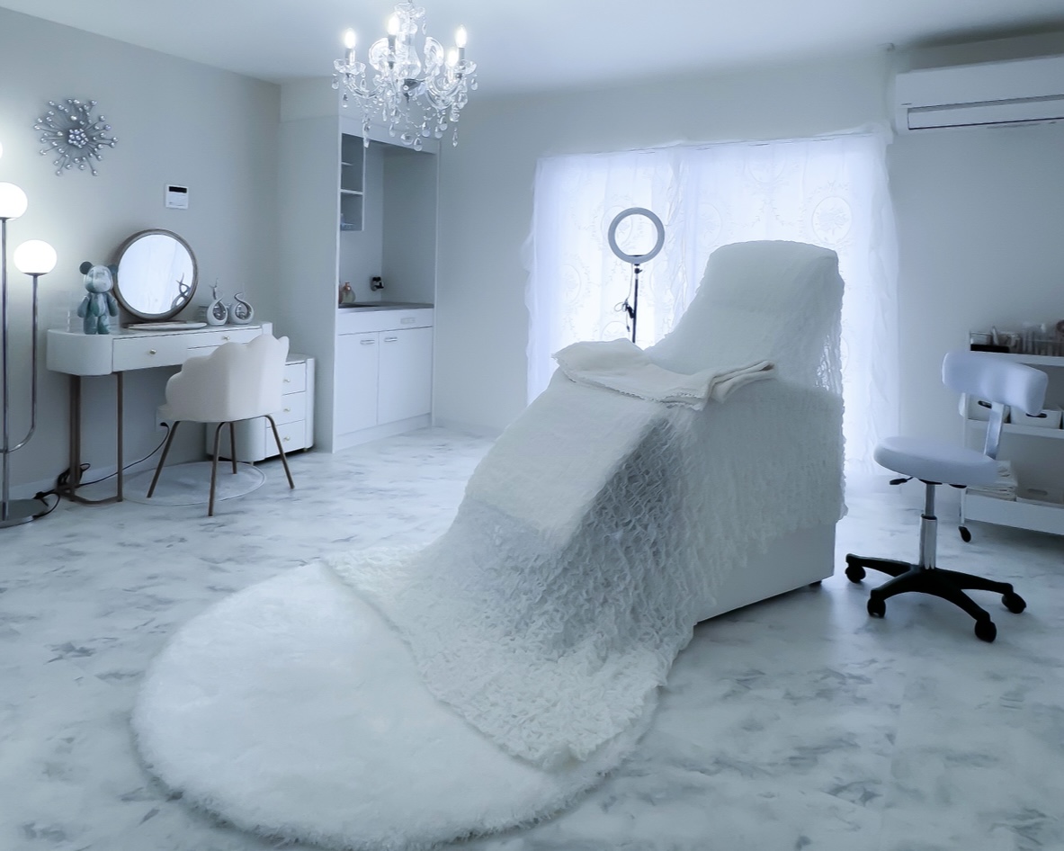 Eyelash Salon CHARME